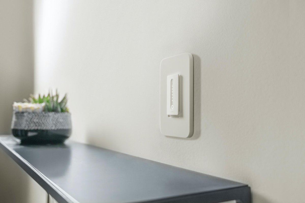 WEMO's tweet photo. Optimize and set the ambiance of any room with the Wemo Smart Dimmer. #SmartDimmer https://t.co/J1jqfCIQhm