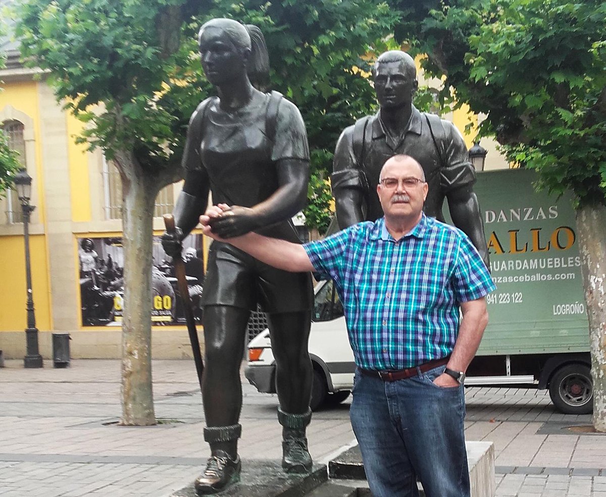⚪🔴 CLUB
▶ 'Mor Melchor Álvarez Sánchez'

⚽ El club està de dol per la mort de Melchor Álvarez Sánchez, als 68 anys d'edat. En la seva etapa com a futbolista va créixer als equips base fins a jugar al primer equip de l'antiga UE Martorell 

👇

#CFMartorell
#CorBlanciVermell