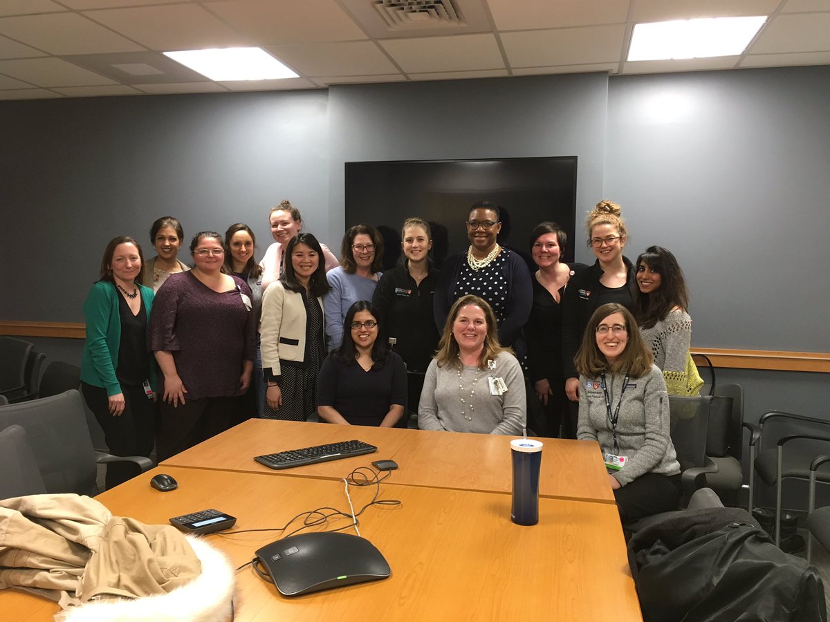 A fantastic discussion with our nursing colleagues at the MGH Women in Medicine Trainee Council Meeting last night about improving nursing-trainee interactions and the importance of good communication in maintaining patient safety. @mgh_wim