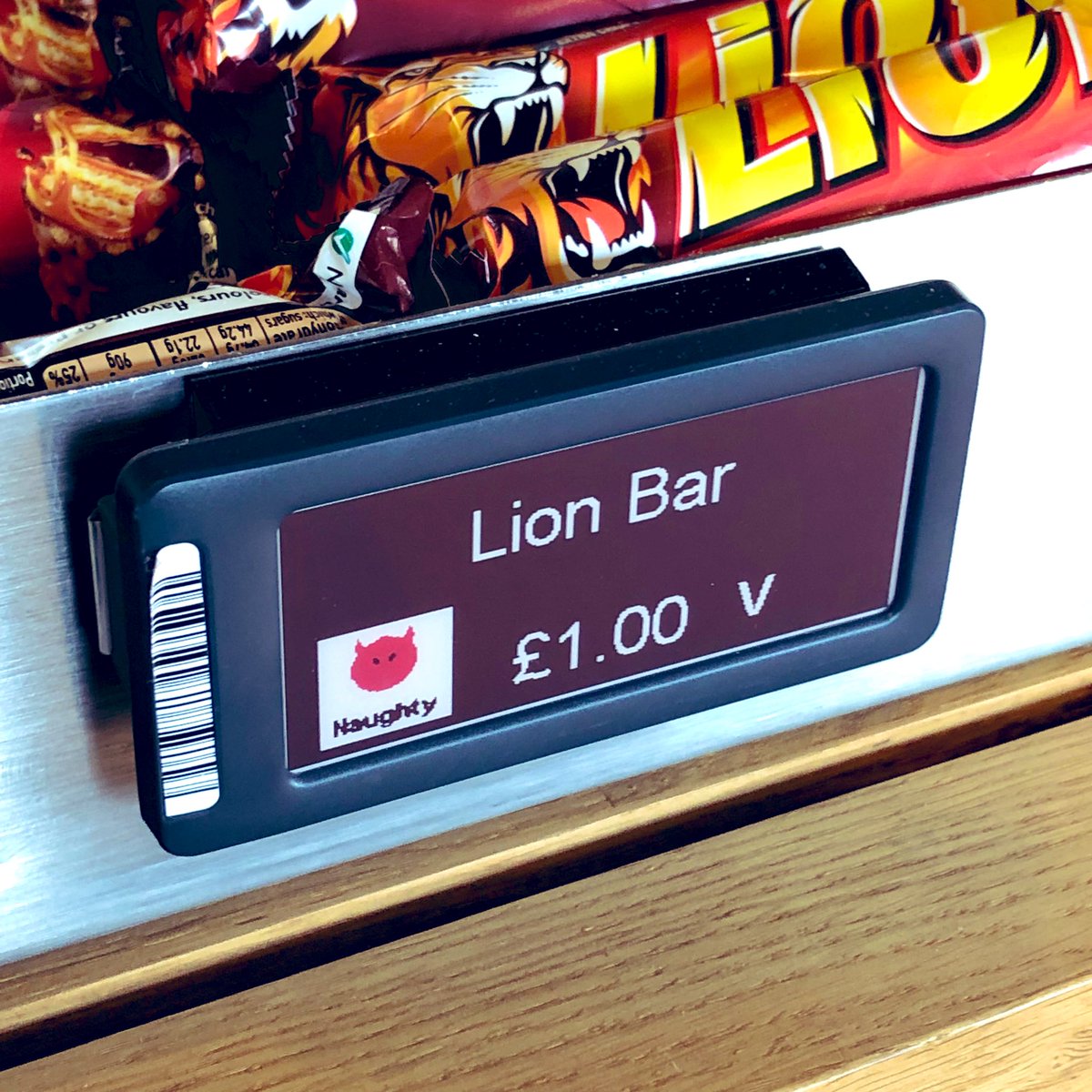 packetbroadcast's tweet image. The only thing not to like about this WiFi-enabled e-ink price tag is the price!