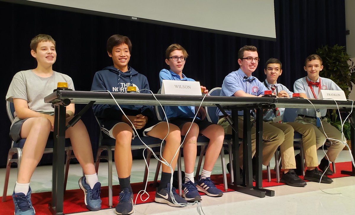 HillsboroughSch's tweet image. The semi-final rounds in the junior division of the #WOW contest @HCCFL have started.  These #smartandstrong students from   @WWMSBulldogs &amp;amp; @HCPSBoysPrep are fierce competitors!