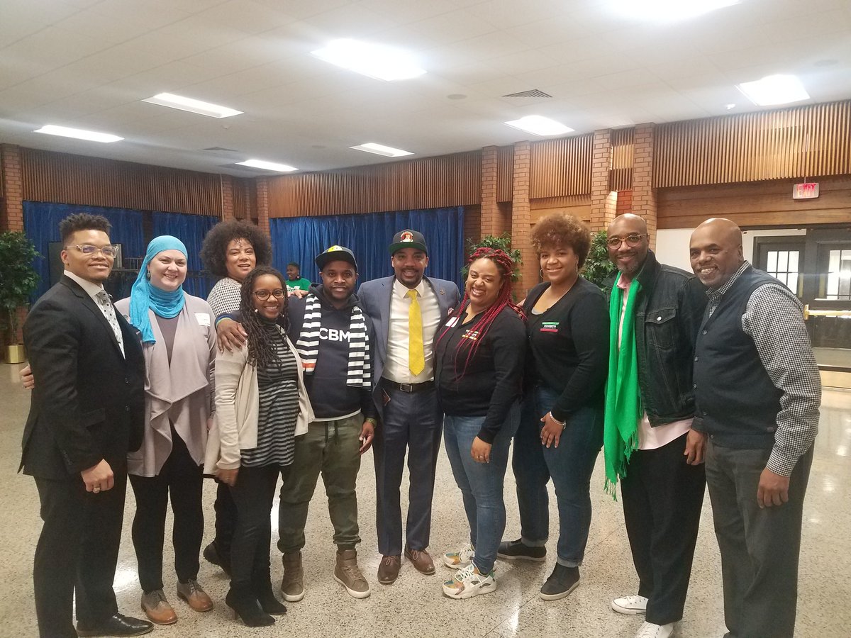 Sheba_Rogers's tweet photo. A huge Shout Out to CBMA Amex Fellows in Milwaukee who are hosting a powerful Black Male Achievement Intensive today. So great to be in attendance and to see young males pouring into the space #PromiseofPlace @BMAchievement @crutherford360 @ablackwomanphd @sdreed27 @JBServesYou https://t.co/UkY3frg6L5
