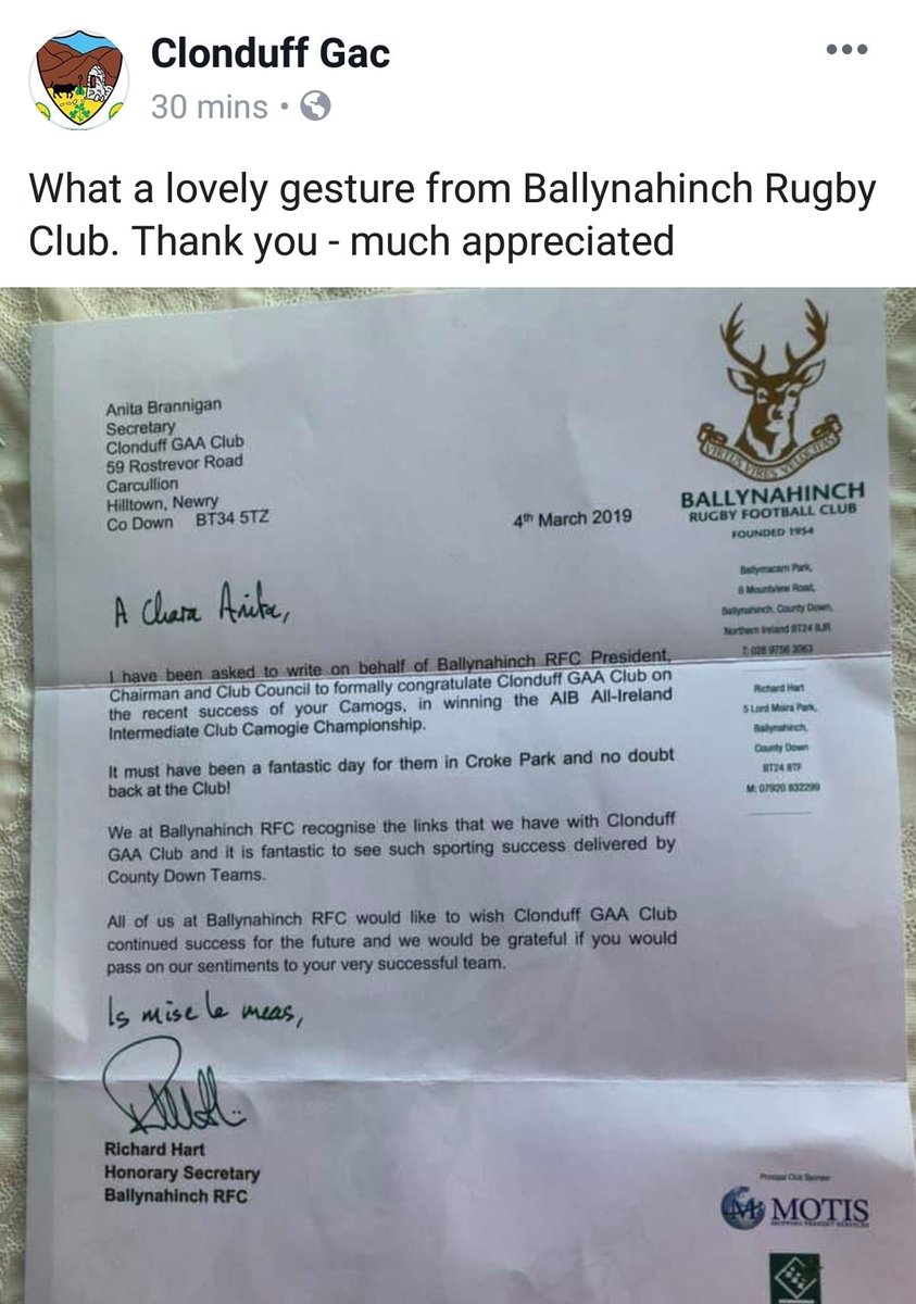 A lovely gesture from Ballynahinch Rugby club to the newly crowned All-Ireland winning camogs of Clonduff👏👏👏