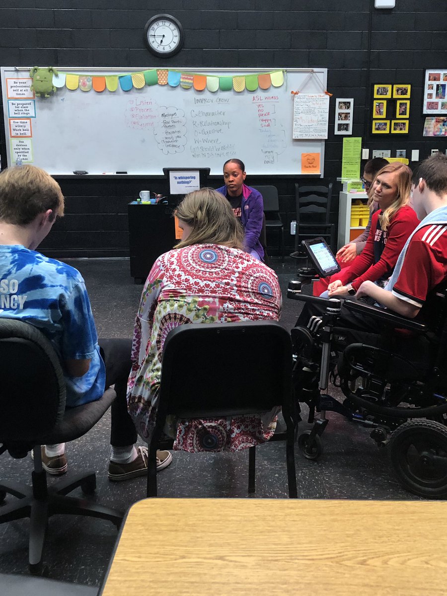 sherbear833's tweet photo. Partner’s Theater makes the day so much fun! Story time and music followed by a game of Balloon toss. Thank you Amanda Murray for loving ALL our students and for developing a culture of kindness and caring!@Cen10titans ,PartnersTheater,AmandaMurray #TitanTag #OurFisdStory https://t.co/aq7MPbTGsK