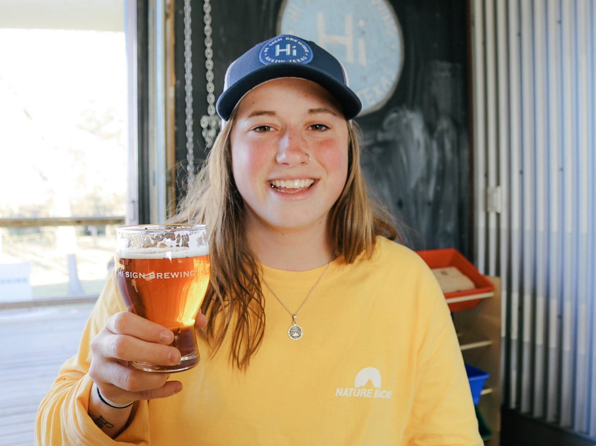 We’re celebrating #internationalwomensday by celebrating the women of @pinthub like our Social Media Marketing staff member  <a href="/bethanylebeau/">Bethany LeBeau</a> 👩🏼‍💼🍺💪🏽