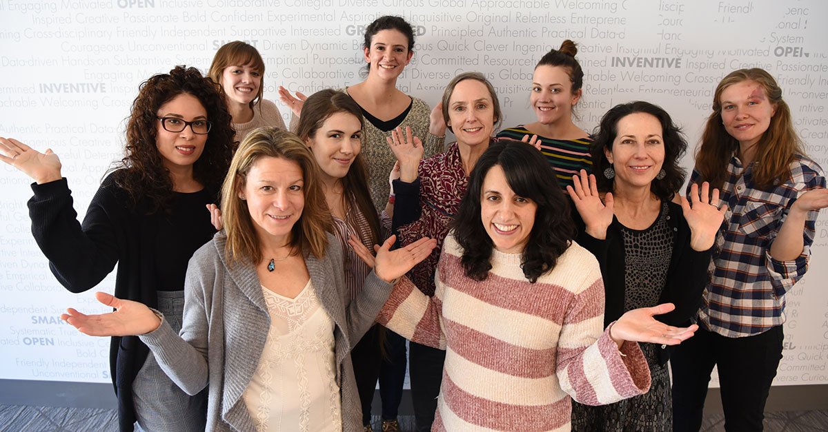 mitsmr's tweet image. Happy #IWD2019 from MIT SMR&apos;s women. We&apos;re striking the #balanceforbetter pose today to support a gender-balanced world ⚖️