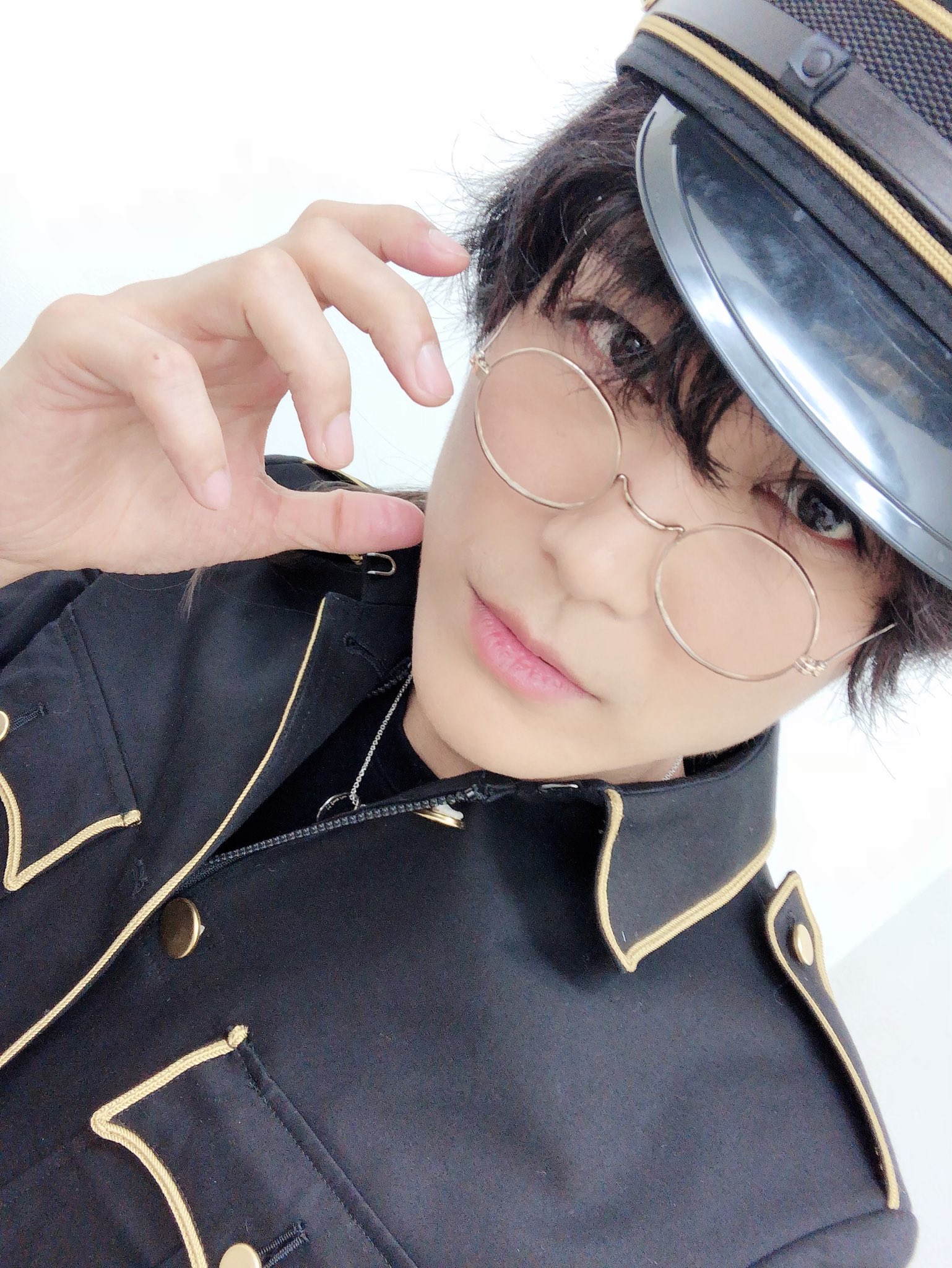 栗田学武 ツキステ 8幕ビジュアル解禁されました メガネです 軍人です あ 読み方は いぐるま ろっか です ろっかちゃん とお呼びください ツキステ ツキ帝 伊車六価 T Co Uriwim5jsf Twitter