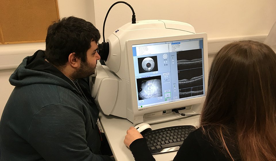 OptometryToday's tweet image. CPD: Dr Louise Terry provides a back to basics guide on OCT #CPD #OCT #TheOCTedition ow.ly/M0s630nVEdy