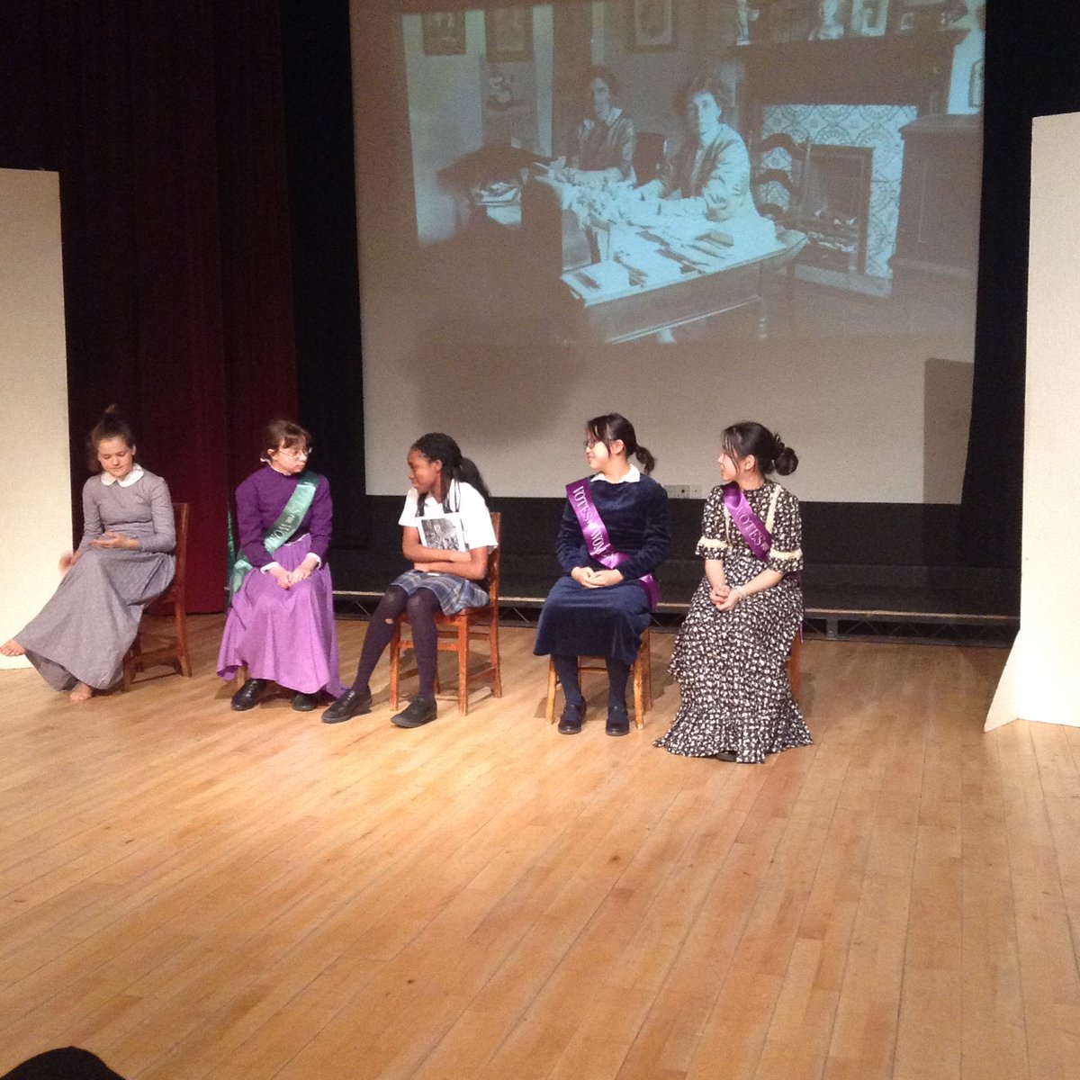 MSJ_ExpressArts's tweet image. Congratulations to MSJ's REP Company for an empowering performance of Daisy's original, beautifully researched play. Now we all know how to feel brave - we just need some potatoes! @MalvernStJames @MSJ_Head #drama #originalscript