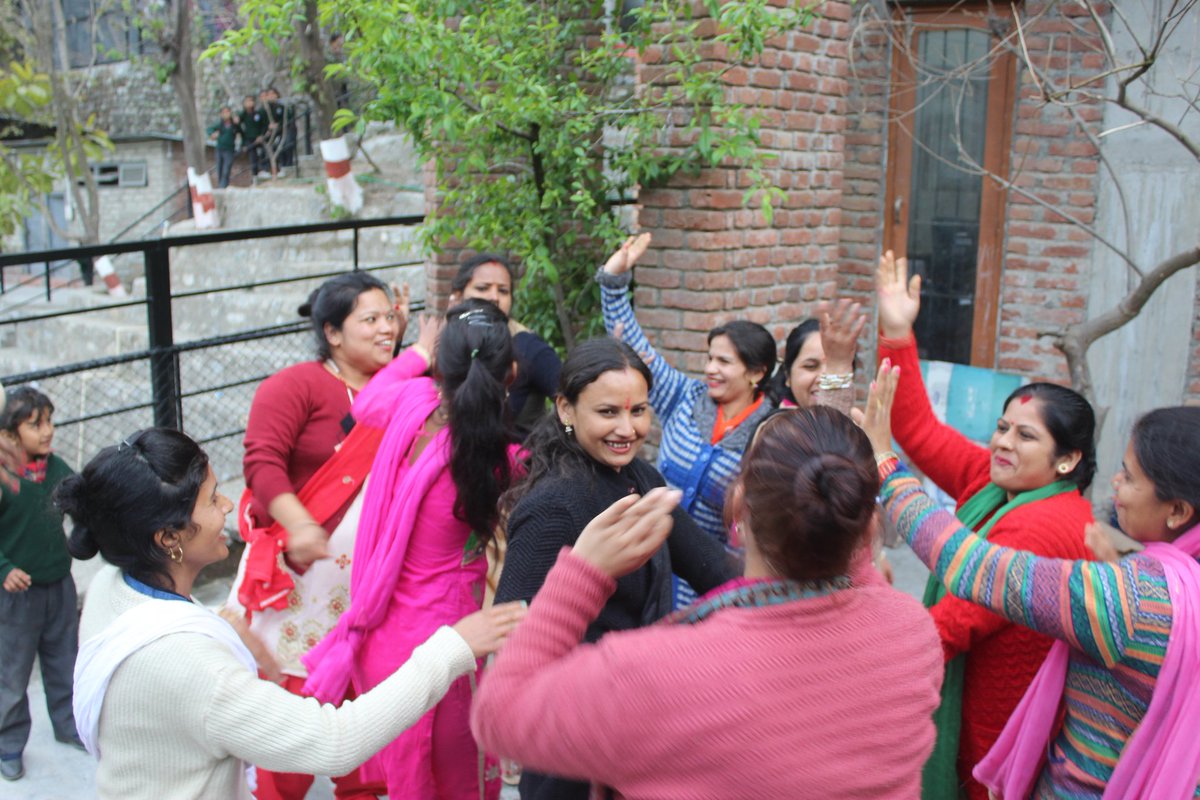 pyds's tweet image. #pydsians bow down to wish all the women - A VERY HAPPY INTERNATIONAL WOMEN&apos;S DAY