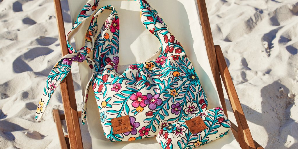 verabradley's tweet image. We&apos;re teaming up with New Hope Girls on a limited-edition collection for International Women&apos;s Day. The collection features two styles crafted by the women of New Hope Girls. Shop the collection before it&apos;s gone: bit.ly/2ELFYFd