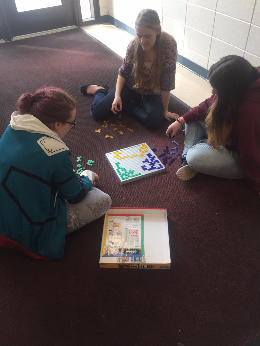 EndeavorWI's tweet photo. This month we are using various board games to practice the skills that a good problem solver needs to have. #problemsolving #boardgames https://t.co/M3InxRdscI