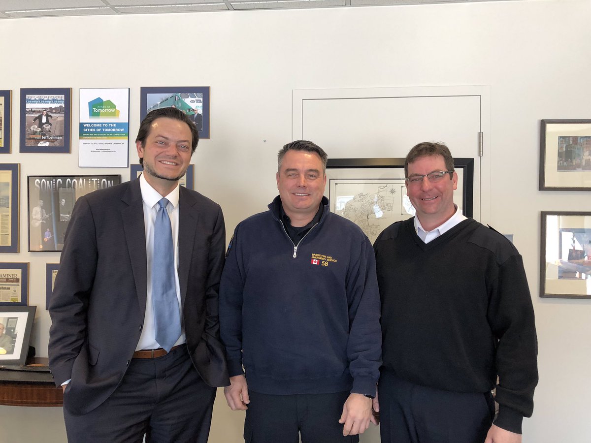 Barrie Firefighters tweet media