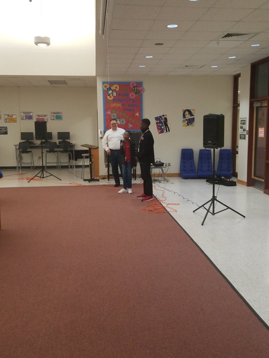 diva_education's tweet photo. @CHISDAllProDads hosting an All Pro Dads Breakfast. Our amazing #AmazingShake competitors spoke to us on what they took away from the experience and they blew us all away! ❤🖤🤘🏾
@hjmaddox @jdedmun @MrEtheEducator @TasharaTuck @cbarksdale1913 https://t.co/GxwHou0ETr