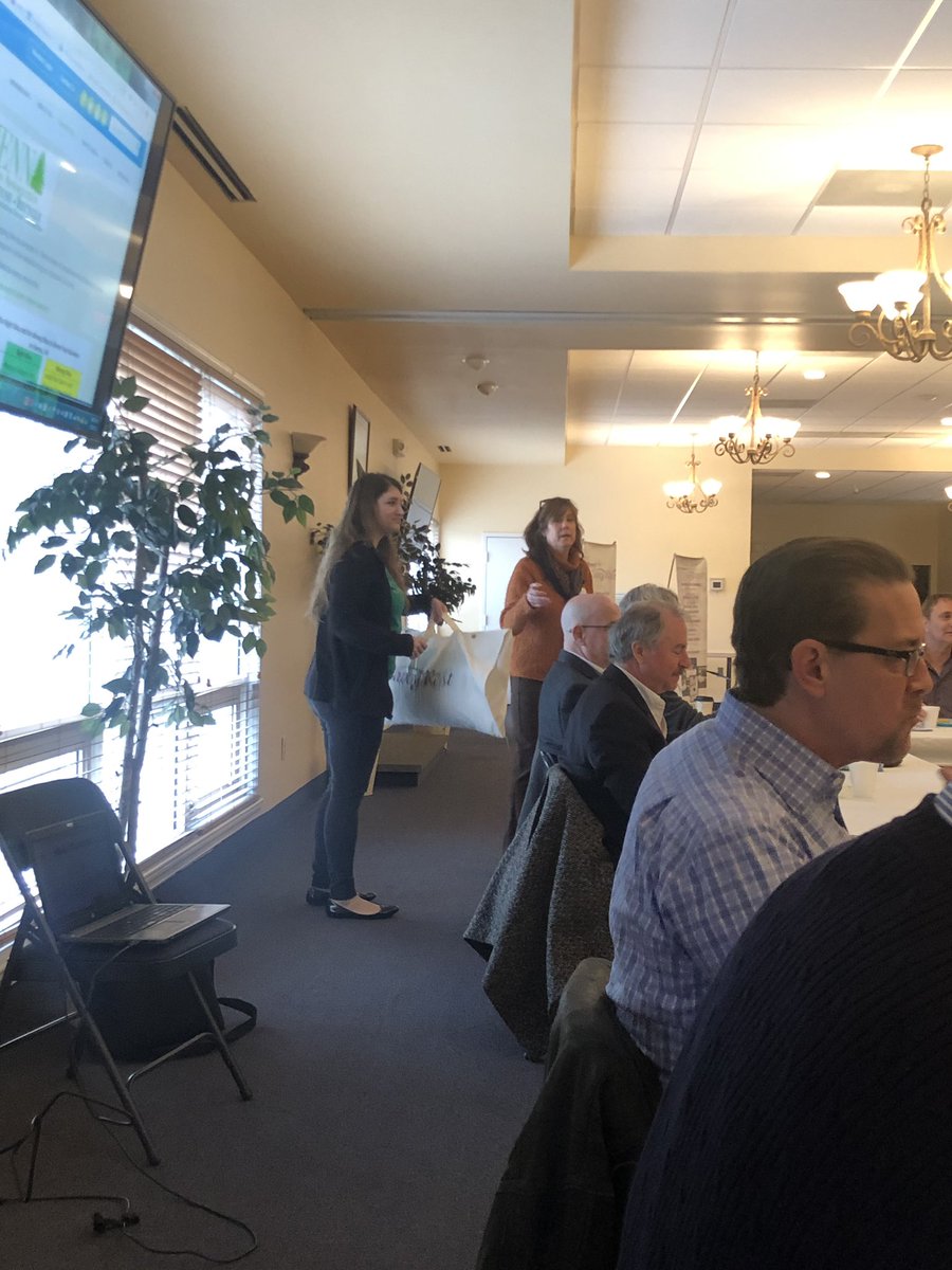 SavvyRestHome's tweet photo. Having fun at the breakfast meeting with @vba_vienna. 🤗 https://t.co/1GqrCHUdcN