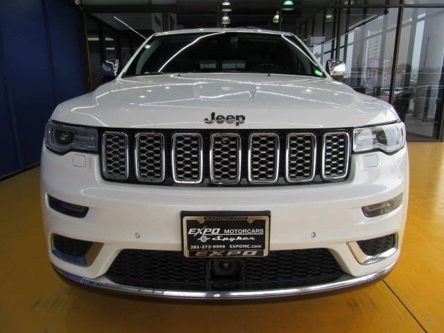 EXPO_MOTORCARS's tweet photo. The interior is the most important part of any luxury vehicle, and #Jeep's done the #GrandCherokee Summit right. This 2017 #JeepGrandCherokee Summit 2WD comes complete with all power.
Visit https://t.co/3dQ6qIHD1g
#MakingADream with #ExpoMotorcars https://t.co/PTGsYvEbmr