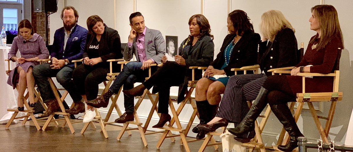 #IWD panelist Kimberly Davis  <a href="/NHL/">NHL</a> sharing the inspiration she gets from her grandmother Dr. Rose Butler, first black woman physician to graduate from <a href="/harvardmed/">Harvard Medical School</a>. Fabulous. #balanceforbetter <a href="/SiegelGale/">Siegel+Gale</a>