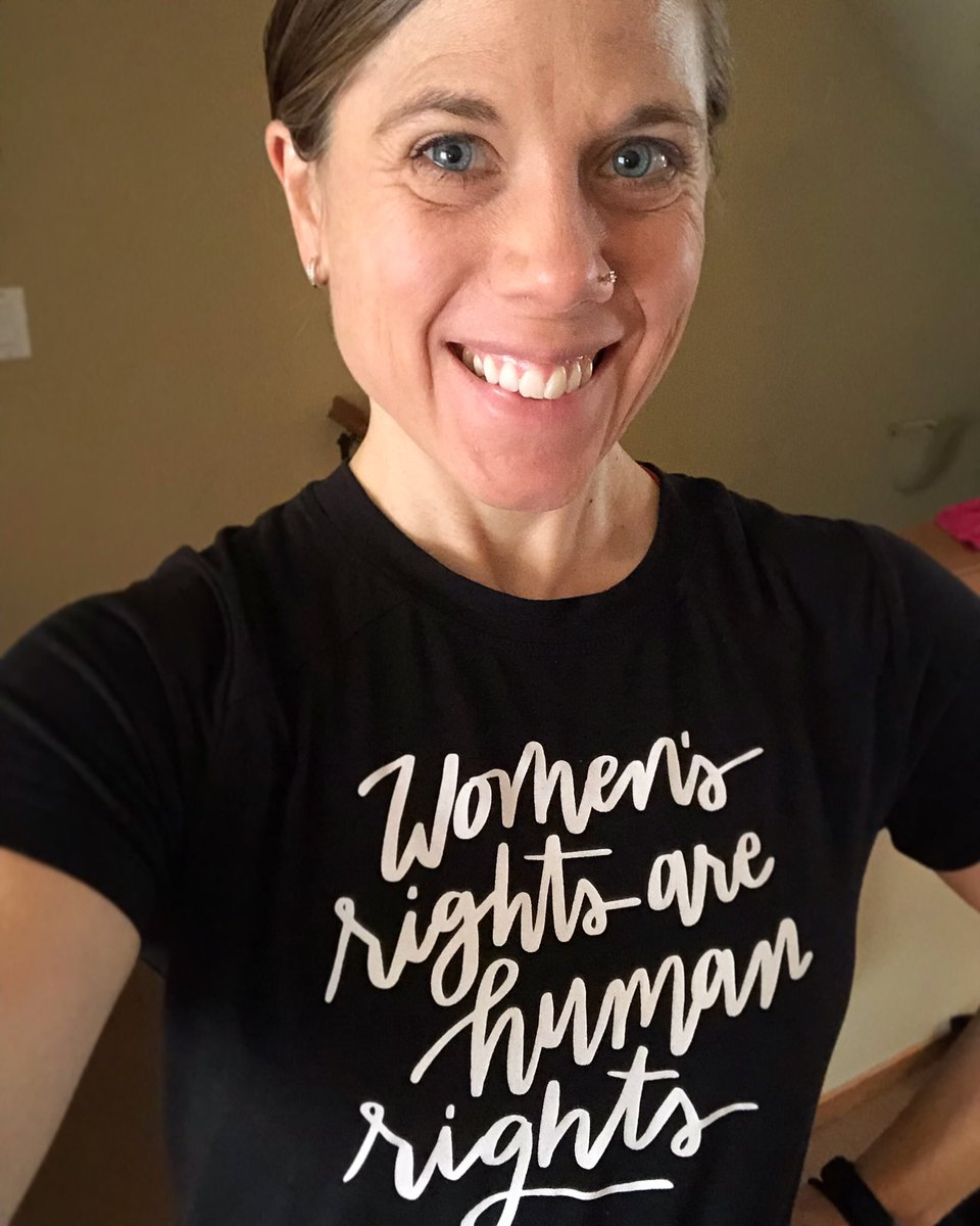 In honor of International Women’s Day. (Also, I just want to wear this shirt everywhere.)  #womensrightsarehumanrights #feminist #oisellewa #yogiprofessor #yogirunner #personalispolitical #internationalwomensday