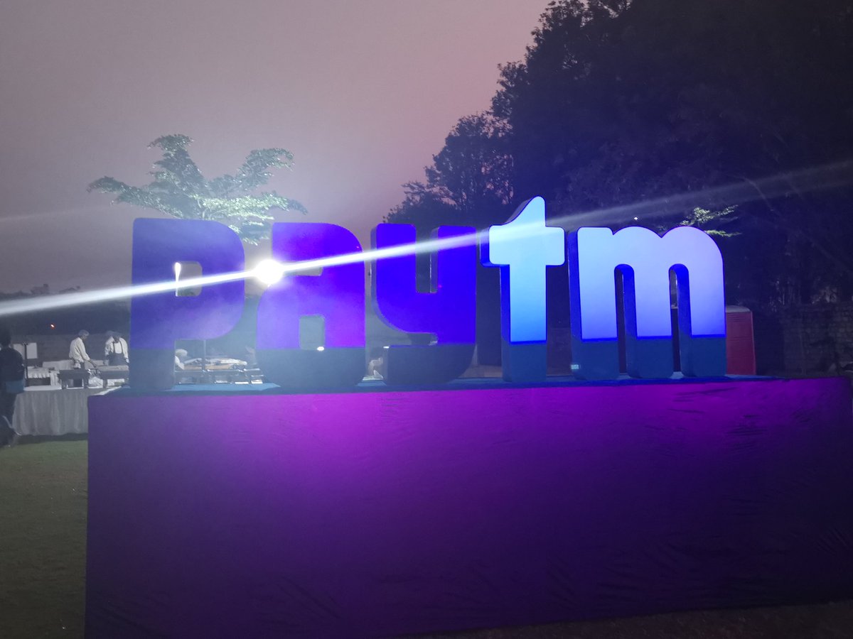 RoshniSaurabh's tweet photo. Bright and shiny year 2019 and in the years to come. #Conquer2019 #annualday #bangalore @PaytmTravel @Paytm @vijayshekhar https://t.co/zbuyABNjGP