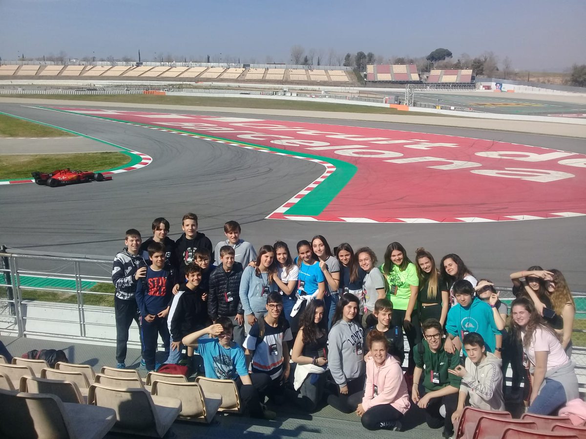 COOPPAIDOS's tweet photo. El 28 de febrer els alumnes de 2n d'#ESO 👫 van anar al Circuit de Barcelona-Catalunya 🏁 que ofereix el Consell Català de l'Esport. Una experiència inoblidable!! 🏎️👀 #TotsSomPaidos #SortidesPaidos #Formula1 @montpeita @FTrams @EscolesCoop @agrescatAEC https://t.co/sPzIGdaOXU