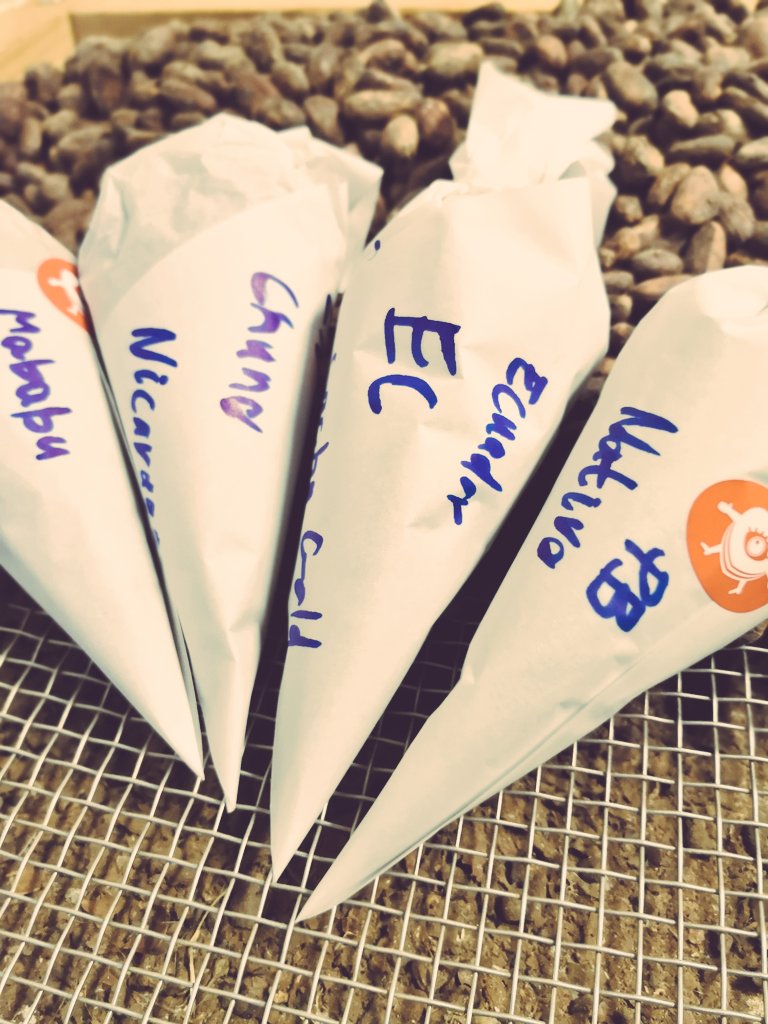 Some samples from Rózsavölgyi Chocolate Manufacture.....

#Collab #CocoaBean #International #Rozsavolgyi #FeherNyul #SecretKeepers #AmazingTaste