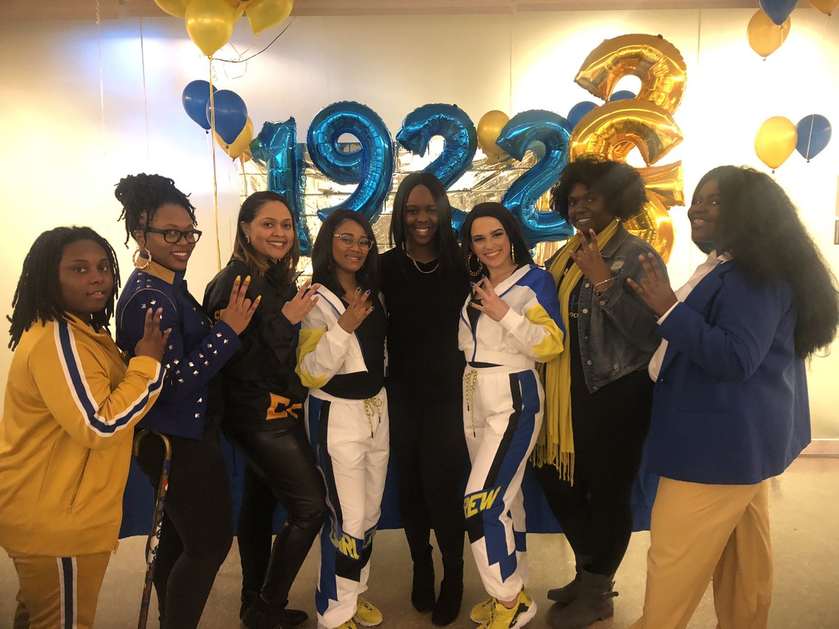 UNC SGRhos tweet media