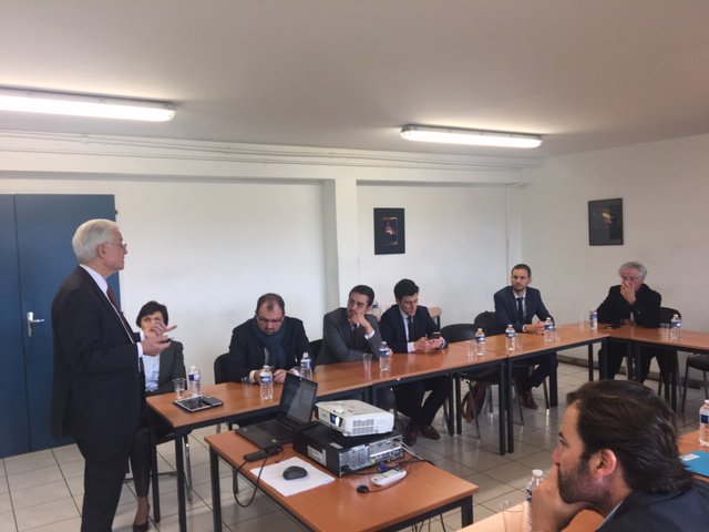 <a href="/GroupeBouhyer/">Groupe Bouhyer</a> présente ses nombreux projets liés à                     <a href="/industrie_futur/">Alliance Industrie du Futur</a> , en présence <a href="/Olivier_Lluansi/">Olivier Lluansi</a> délégué pour les territoires d’industrie auprès du Ministre Economie, Guillaume Basset @CGET_gouv , région <a href="/paysdelaloire/">Pays de la Loire</a>, nombreux représentants de la COMPA,