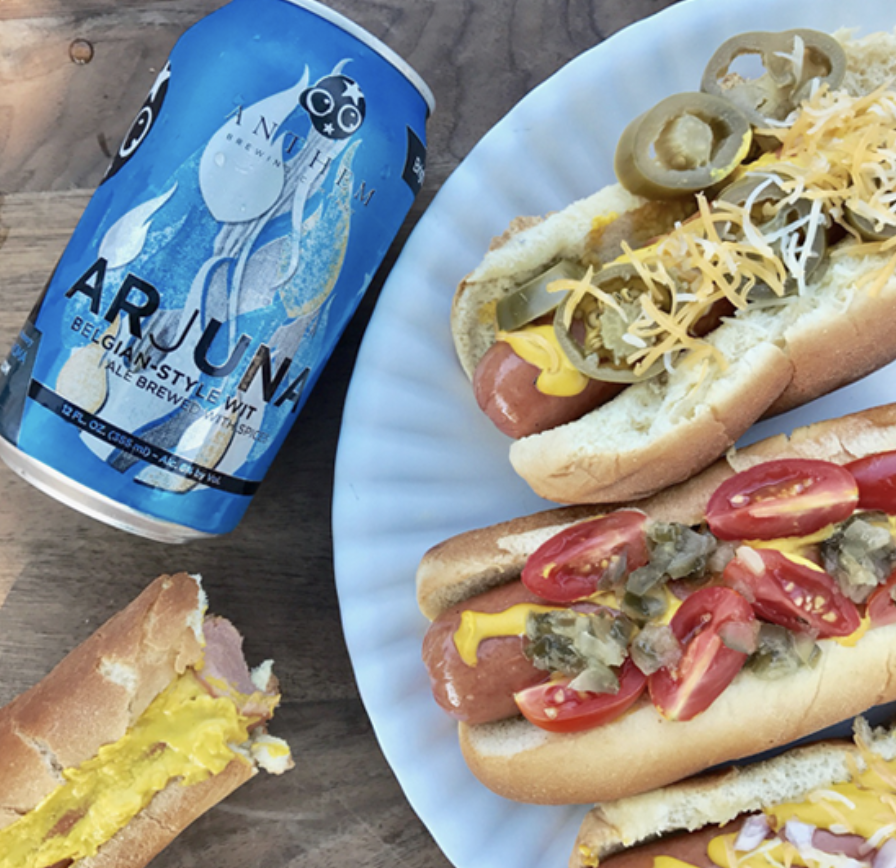 SchwabMeat's tweet photo. We LOVE coming across new pairings to go with our meat! What’s your favorite Oklahoma craft beer?🍻🌭 TGIF and we are all ears on suggestions! #schwabmeats #oklahoma #craftbeer #foodpairings #localokc https://t.co/zihCJDT0eW