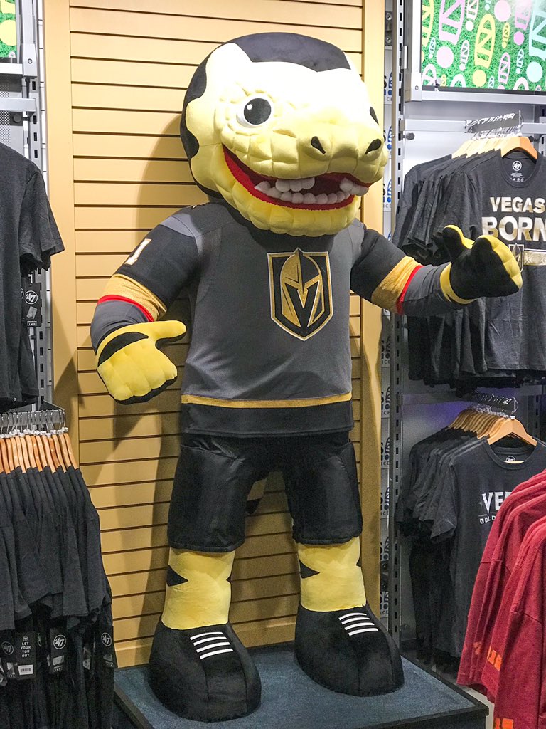 ZapposCulture's tweet photo. There’s a “Chance” you’ll find #lasvegas #goldenknights gear at the #ZSpot • The Zappos Bodega & Gift shop in the lobby here at HQ! 😁
😲
😍
😉
🤩
#zappos #vgk #companyculture #vegaslife #dtlv #hockey #dtp https://t.co/ZcSCgpDscY