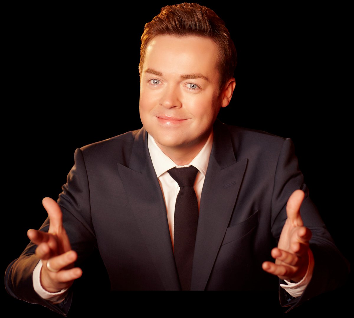 BeOnITV's tweet photo. Stephen Mulhern is looking for contestants for a brand new gameshow, in which YOU could win thousands of pounds with the help of a celebrity! APPLY NOW https://t.co/SWx532EjuH https://t.co/YrEQfTBX5X