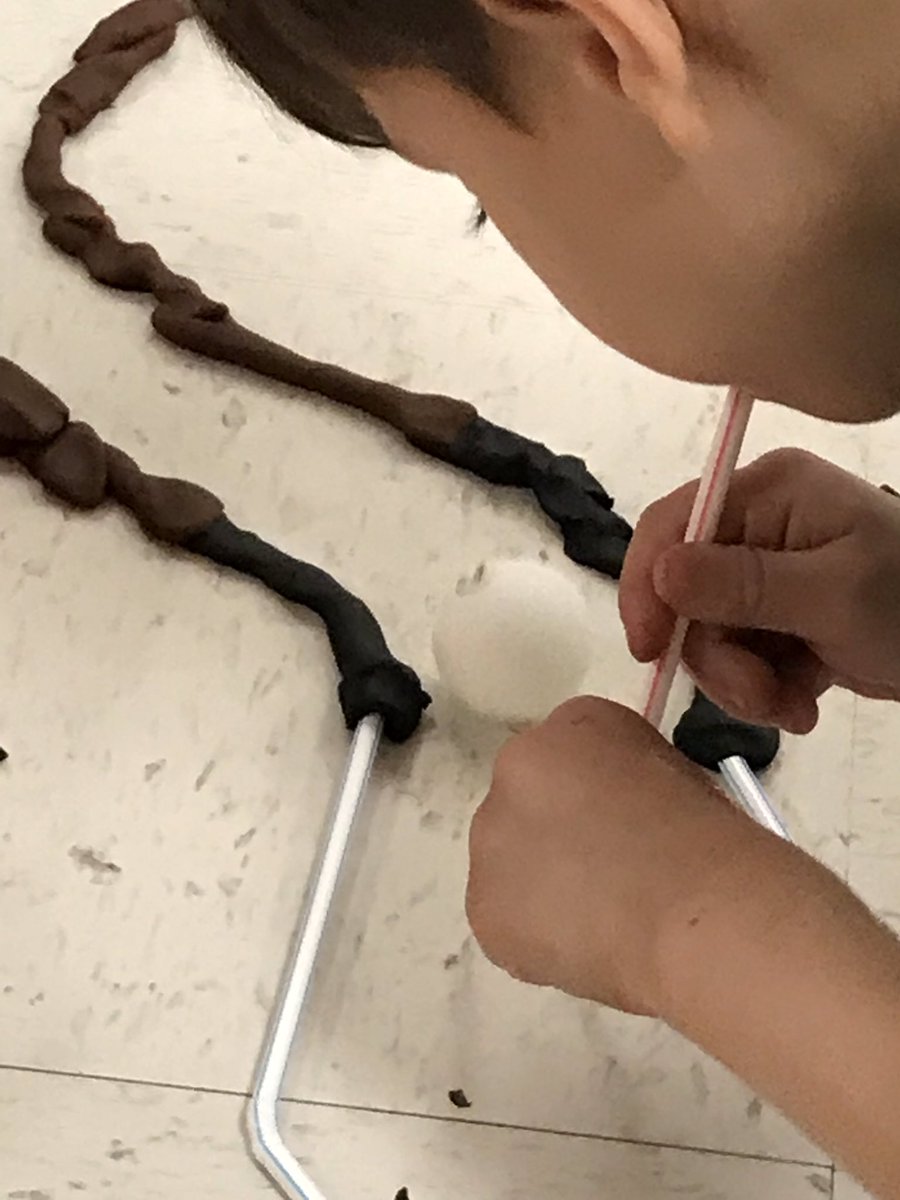 kinder_morales's tweet photo. Challenge in engineering today...to get a ball through a amaze w/o using your hands! #kinder https://t.co/5GkBzO0lGT