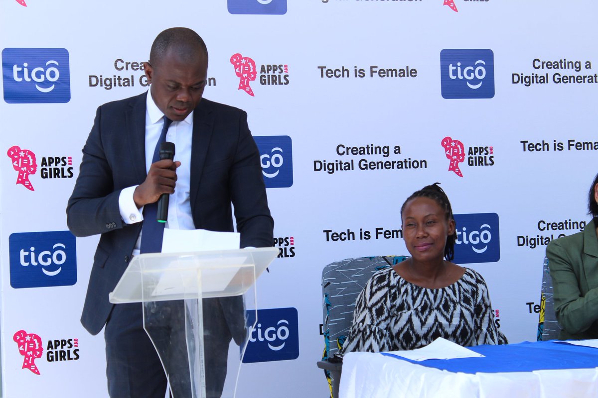 appsandgirls's tweet photo. Managing director of @tigo_tanzania, Simon Karikari as he spoke earlier today on launching the #TechisFemale campaign to provide equal access to #technology for all girls and young women in schools and out of schools. The world is better if women are empowered with #tech skills https://t.co/H2Gy4o4ze2