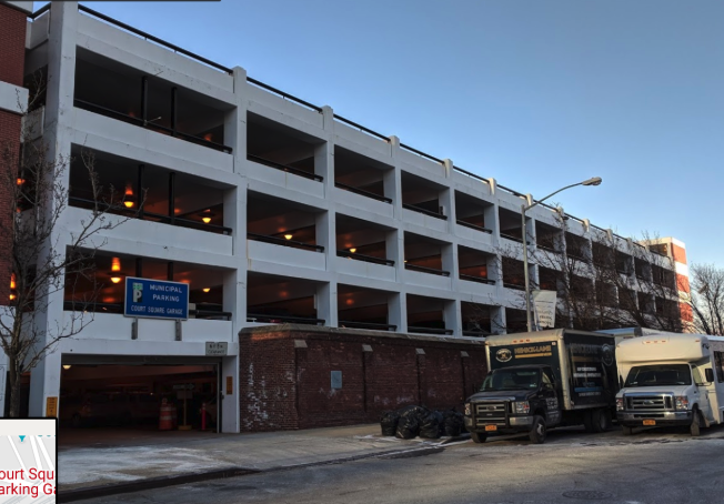 CourtSquareCA's tweet photo. 1/ Thought of Day: What if we converted an existing City-owned Parking Lot to a School in #LIC #LICCourtSquare? The #NYSCA @NYCSchools can utilize the funds allocated from a 2018 ULURP process to transfer and build on an existing City-owned Lot at 45-40 Ct Square W https://t.co/ZS6zuoEU3g