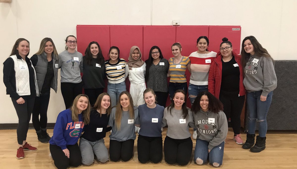 Excited to spend #InternationalWomensDay2019 with this amazing group of female leaders! #MWHSPRIDE