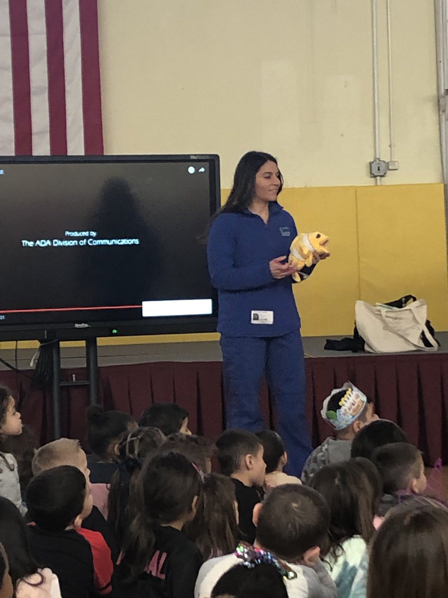 HeatherDLevine's tweet photo. Dental Health Month Assembly @MayMoorePrimary #dpsdny #DentalHealth #stayhealthy https://t.co/Botsy20ggR