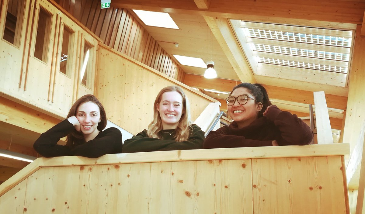 DAmabilino's tweet photo. For #InternationalWomensDay the Amabilino research team celebrate five great scientists, @charlie_sleet, @GlyssaDizon and Letizia Liiro (in the photo), @l_killalea and Lea Santu in the @WomeninScience4 conference. Have a fantastic day! https://t.co/9zfROkO0sf