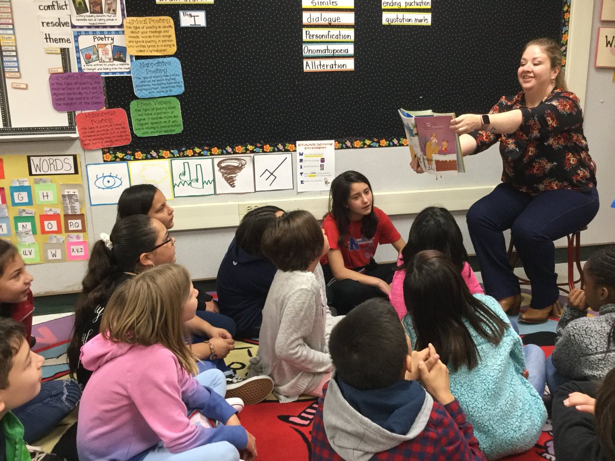 monidrod's tweet photo. Look who came to read a Dr. Seuss book to my fourth grade class today! Thank you, @Lilzamud for your visit. We loved the story you read! @NISDElemSS @JeffD1065 #drseussweek #kickingoffsprinbreak #ssfun #blessed https://t.co/dsOI5eoBNi