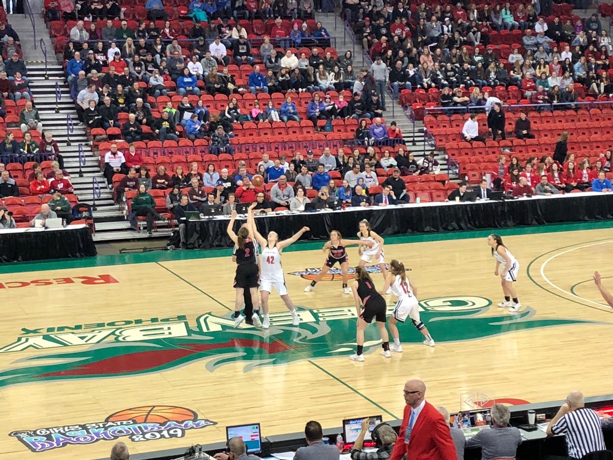 coachknfdl's tweet photo. Day #2 at State #wiaa #stategb https://t.co/HOoKggThCN