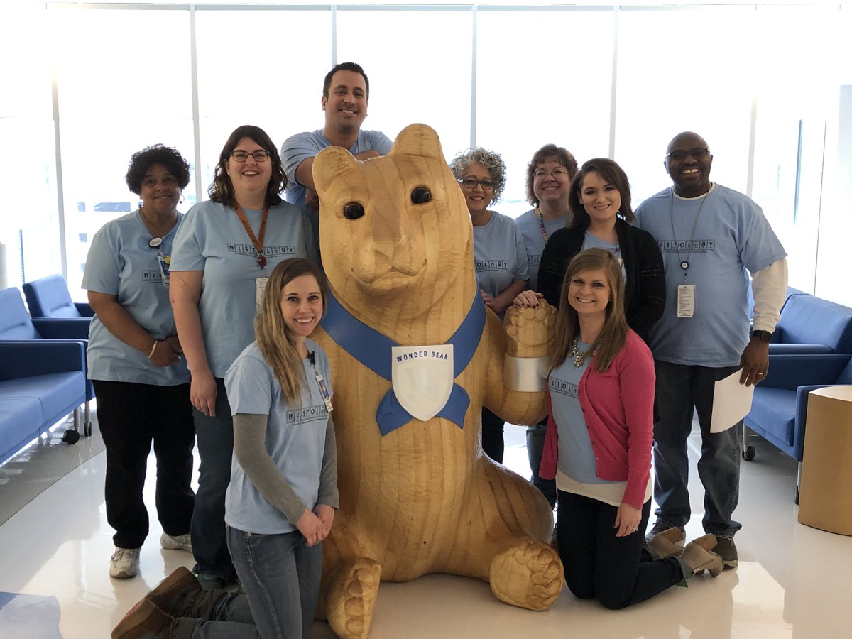 MArnold_PedPath's tweet image. Happy Happy Histology Professionals Day! Celebrating with the #NCHpath lab in their newest T-shirts! #PediPath #Pathology @NS4Histotech #HPD #NSH #histology