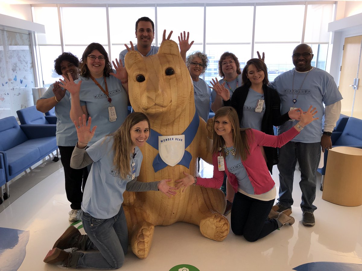 MArnold_PedPath's tweet image. Happy Happy Histology Professionals Day! Celebrating with the #NCHpath lab in their newest T-shirts! #PediPath #Pathology @NS4Histotech #HPD #NSH #histology