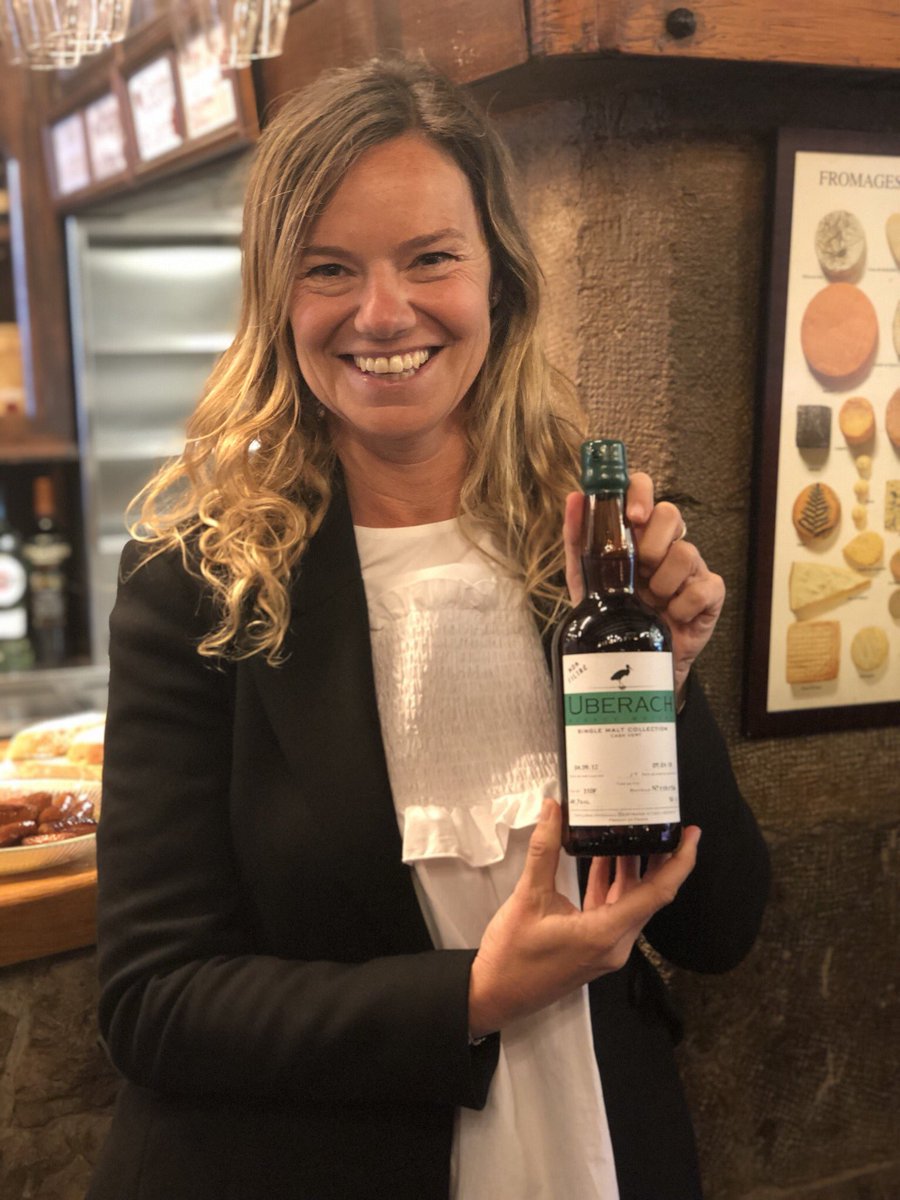 WinesUnicorn's tweet photo. Nuestra orujera preferida con su 🦄, muchas gracias por la confianza Isa. #uberach https://t.co/7bSblZbS0Y