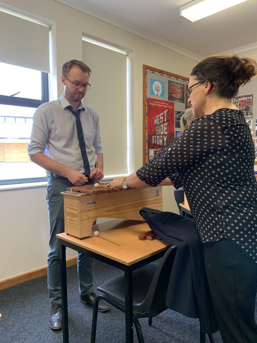 mrsoxleysimpson's tweet photo. This is what our @ParklandsTweet #professionaldevelopment session looked like today. So much happiness! Thank you to our amazing Culture Dept for hosting a fun, interactive afternoon. #iwanttodoitagain #teacherslearntoo #parklandscollege #AppleDistinguishedSchool https://t.co/QJaPVDn9S7