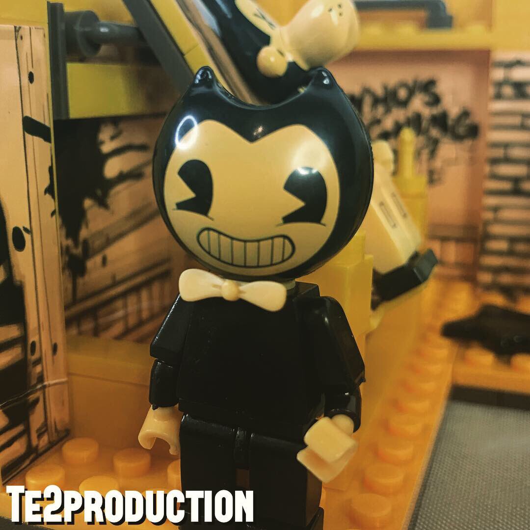 te2production's tweet photo. Aujourd'hui on se retrouve avec une vidéo #BENDYANDTHEINKMACHINE , on va construire le #set #inkmachineroom #bendy #boris marque #BASICFUN ! 
Vous pouvez commander ce set sur #Amazon : https://t.co/3jAGcFxyzo

https://t.co/t94MOT3yZC https://t.co/gQ5Oa6sDiq