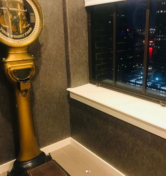 What a beautiful piece! There is a piece of history in every corner of the building! 

#scale #historicalpiece #thescalethatweighedgold #publicbathroompic #beautiful #purebeauty #breathtakingview #itstillworks #gablesproud