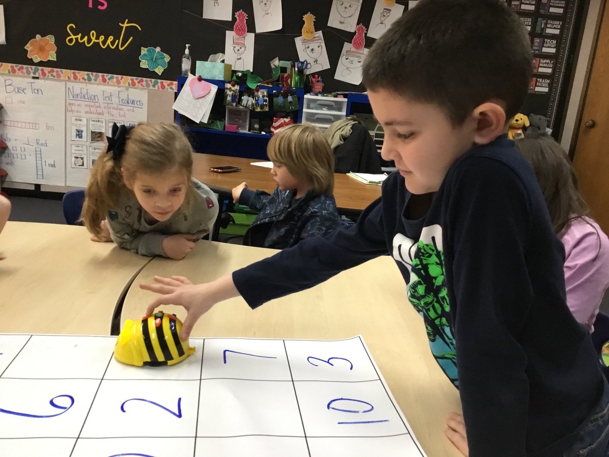 kyla_jeter's tweet photo. Check out the collaboration going on in Ms. Richards 5K class @cowpenselem! The Ss worked together to solve addition problems & code the #Beebots to the sum! #Spa3TechUp #D3Innovates https://t.co/sG1KopgV5d