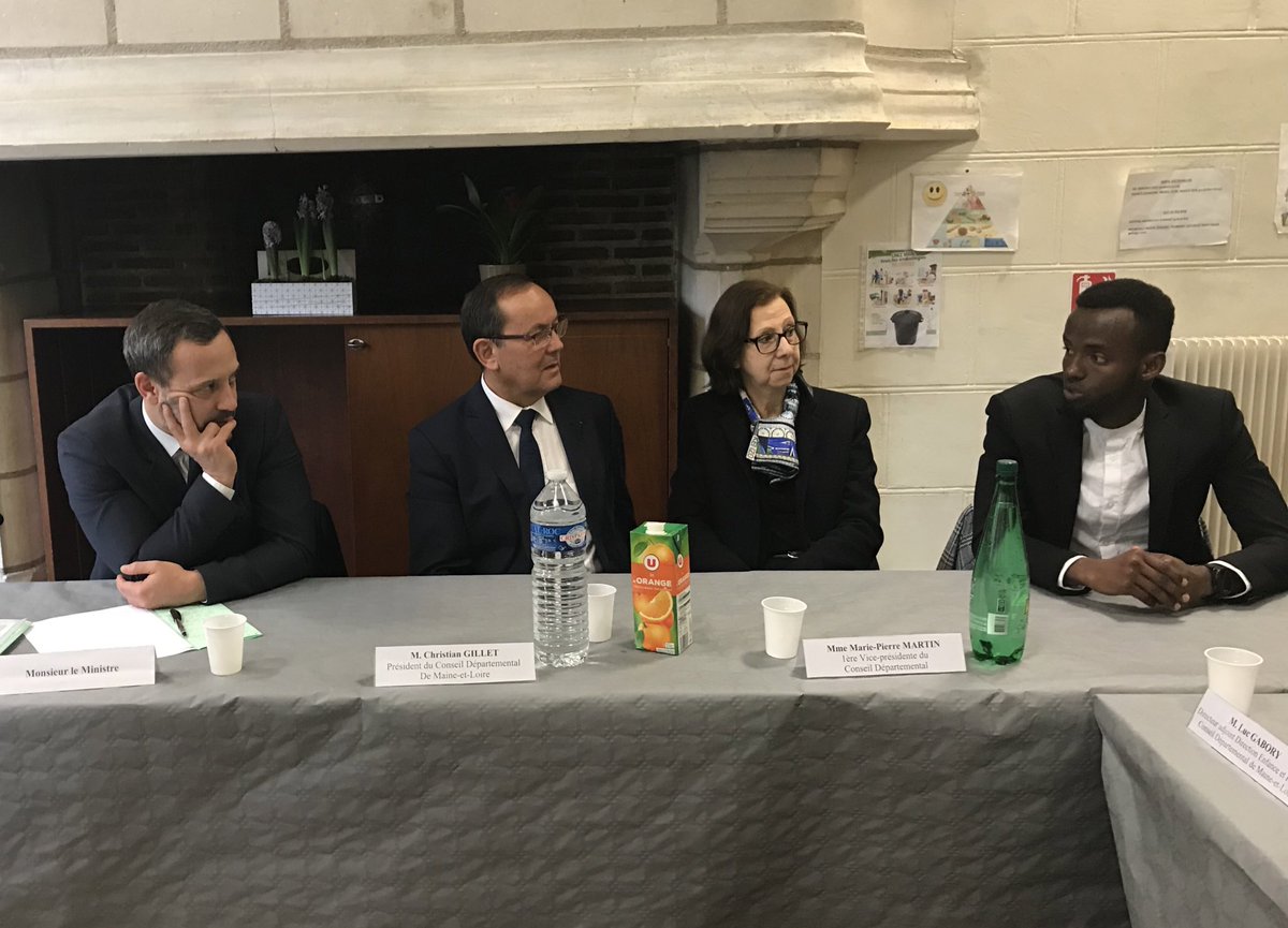 Visite ac <a href="/AdrienTaquet/">Adrien Taquet</a> d’un lieu d’hébergement géré par l’Abri de la Providence dans le cadre d’un appel à projet inédit en France ponctué d’un échange émouvant avec Abdi Ahab jeune #MNA au parcours réussi grâce à l’accompagnement du <a href="/Maine_et_Loire/">Département Maine-et-Loire</a>