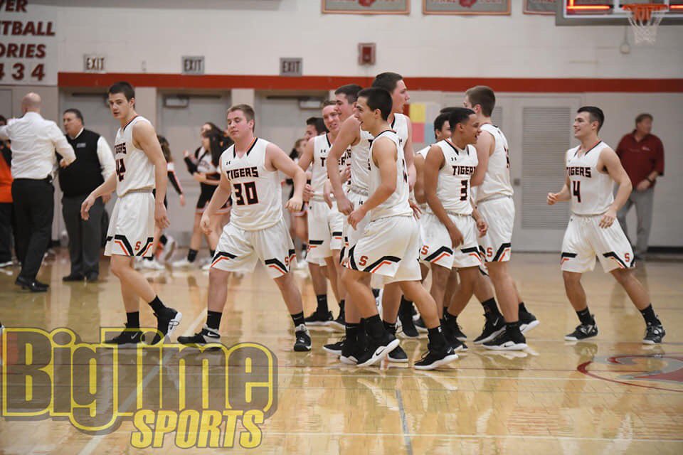 Tonight is a big night for our Tigers. They will be playing the Hiland Hawks @ Claymont for the District Title. The game begins at 7, Doors will open at 6. The theme is 🚦NEON 🚦Come loud and ready to cheer our Tigers on to a Victory! GO TIGERS 🐯🏀