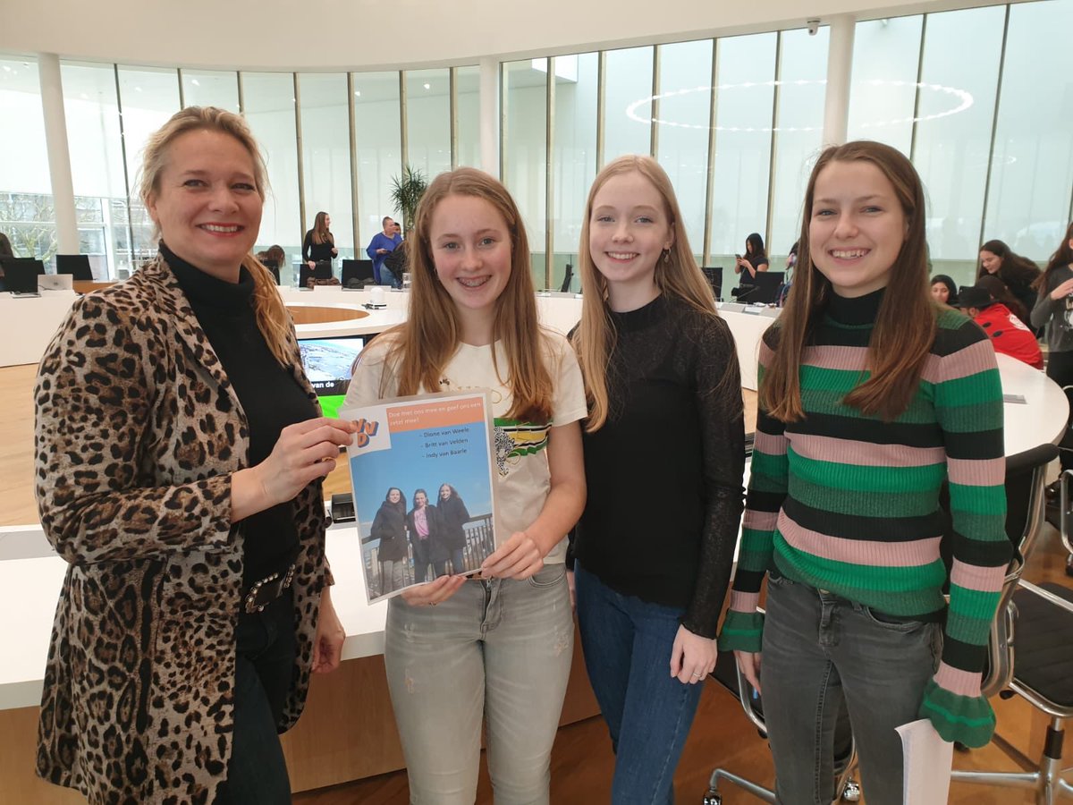 Leuke debatten met enthousiaste leerlingen ISW Hoogeland bij Klas in de Raad #vvd