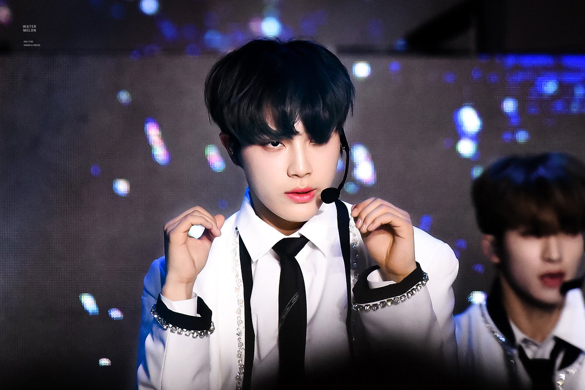 watermelon838's tweet image. #해피_주학년_데이
#Happy_JUHAKNYEON_day