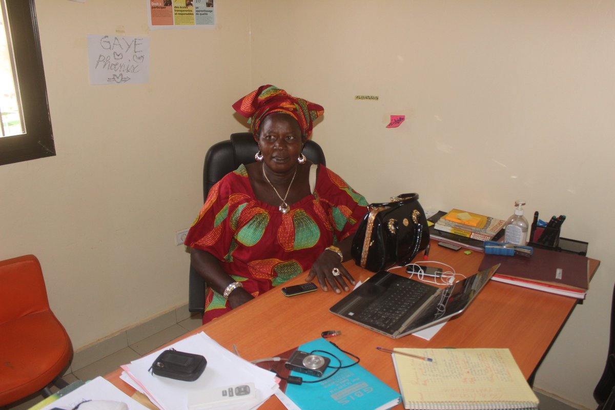 COCOGEP1's tweet photo. Notre leader, Mme NDIAYE DIOUF parle aux femmes ce soir sur son parcours. Vous pouvez regarde à nouveau son témoignage à travers ce lien 
https://t.co/XtyfWz8ajh
@ActionaidSN  @FightInequalit1 @AfricaRising @ONUFemmes @aprovag @CADDdjirnda @KKedougou @OSIWA1 https://t.co/3p8bpSjR9C